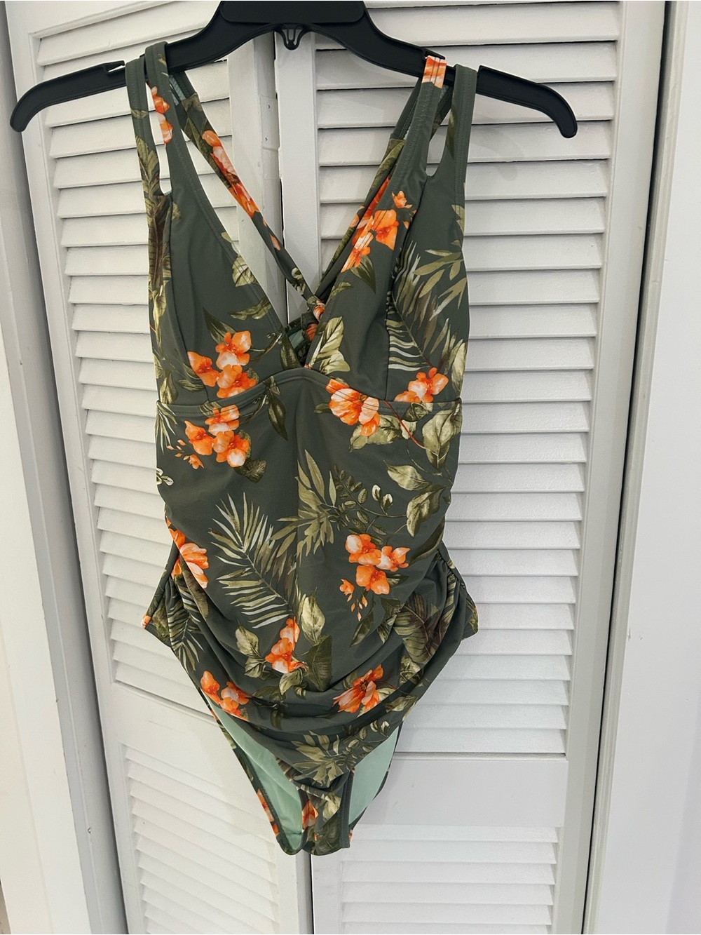 Cupshe Olive Green Tropical Floral One-Piece Swimsuit with Orange Blooms - Picture 6 of 11